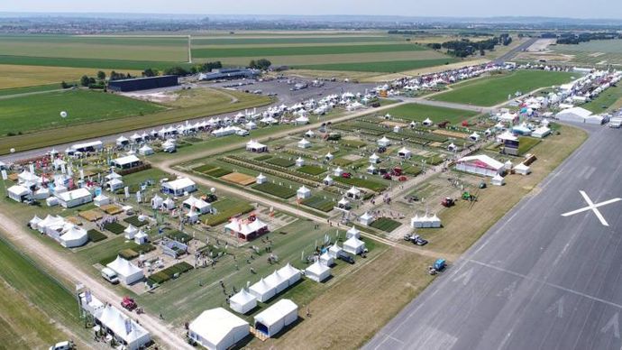 Pour la deuxième fois, les Culturales se dérouleront sur le site Terralab de Terrasolis, une ancienne base aérienne, à Bétheny dans la Marne.